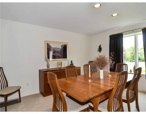 10 Jacobs Point Rd, Warren, RI 02885 photo 17