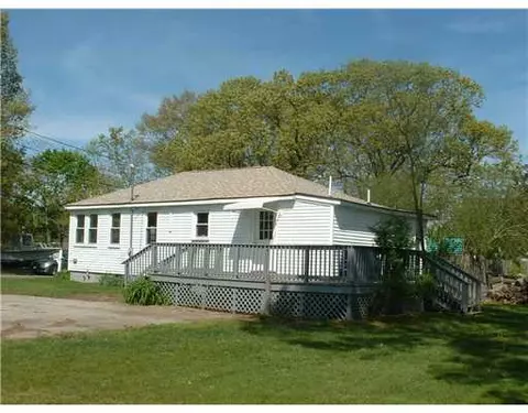 12 Hunter St, Warwick, RI 02889 photo 6