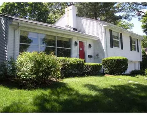 86 Shenandoah Rd, Warwick, RI 02886 photo 1