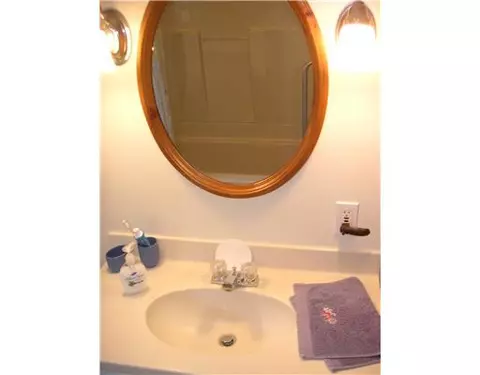 16 School St, Warwick, RI 02889 photo 14