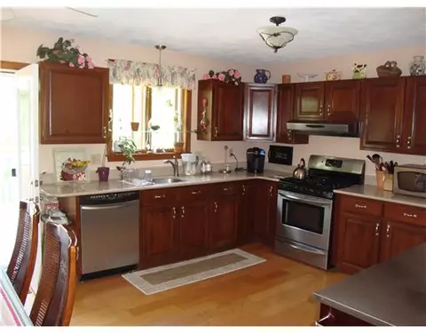 1664 E Wallum Lake Rd, Pascoag, RI 02859 photo 6