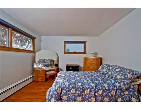 30 Stuart St, Westerly, RI 02891 photo 6