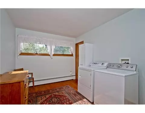 30 Stuart St, Westerly, RI 02891 photo 8