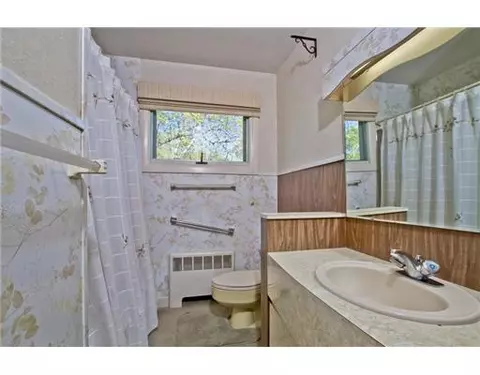 30 Stuart St, Westerly, RI 02891 photo 15