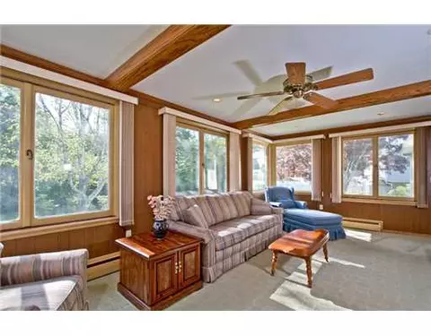 30 Stuart St, Westerly, RI 02891 photo 11