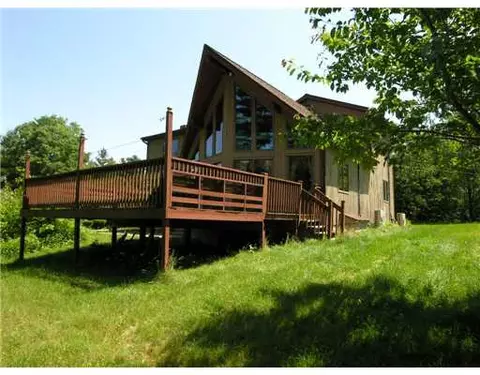 149 Black Hill Rd, Plainfield, CT 06374 photo 2