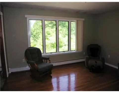 149 Black Hill Rd, Plainfield, CT 06374 photo 9