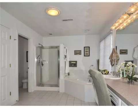 255 Castle Rocks Rd, Warwick, RI 02886 photo 11