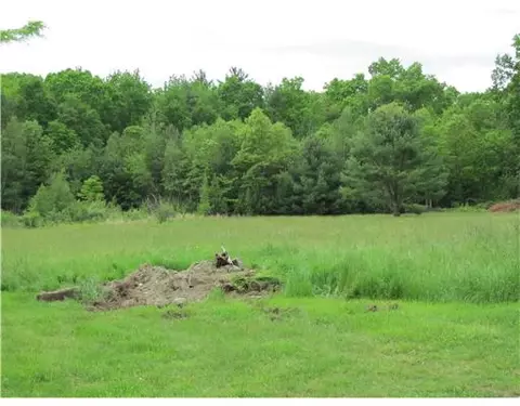 40 E Killingly Rd, Foster, RI 02825 photo 9