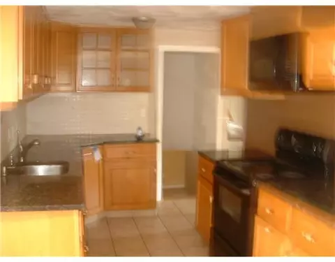 173 Asylum Rd, Warwick, RI 02886 photo 2