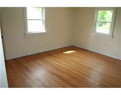 191 Rhode Island Ave, Woonsocket, RI 02895 photo 8
