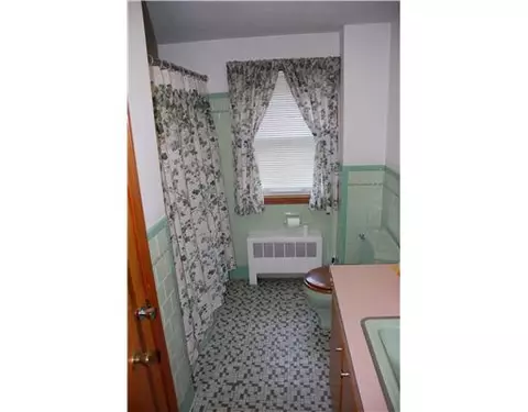 82 Laflamme Ave, Woonsocket, RI 02895 photo 7