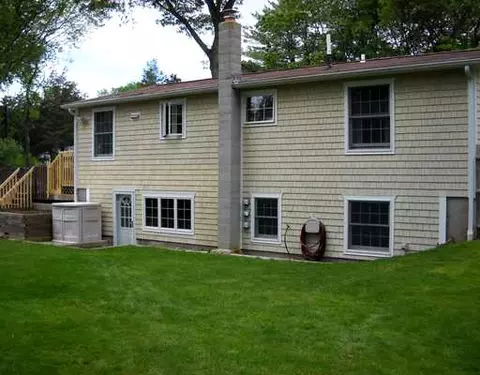 22 Hemlock Dr, Exeter, RI 02822 photo 15