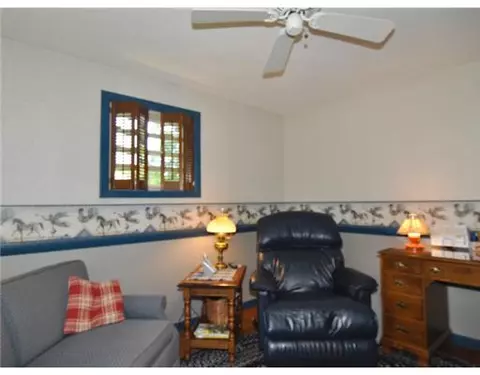 70 Walker Rd, Warwick, RI 02889 photo 14