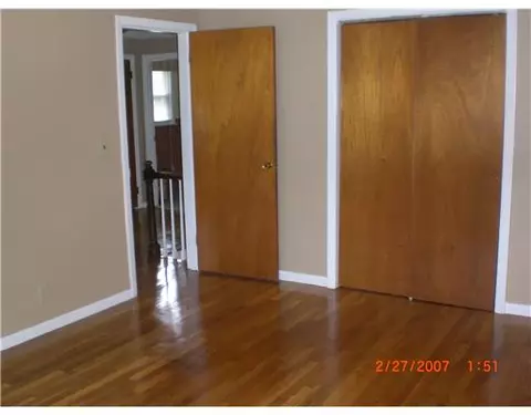 26 Baldwin Rd, Warwick, RI 02886 photo 4