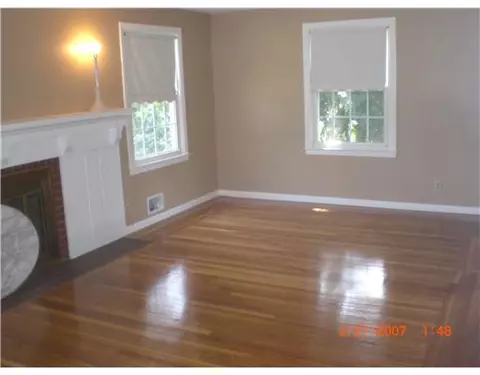 26 Baldwin Rd, Warwick, RI 02886 photo 2