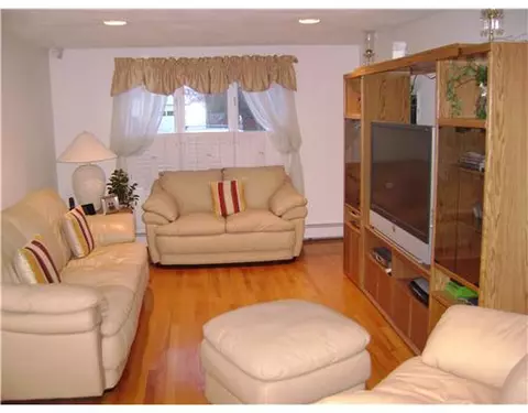 5 Glenbrook Rd, Warwick, RI 02889 photo 11