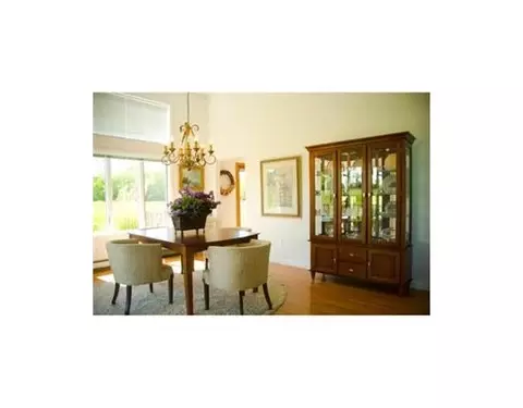 23 Willow Ave, Little Compton, RI 02837 photo 4
