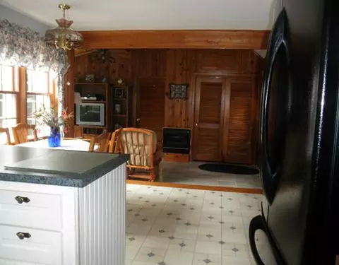 125 Maple St, Coventry, RI 02816 photo 8