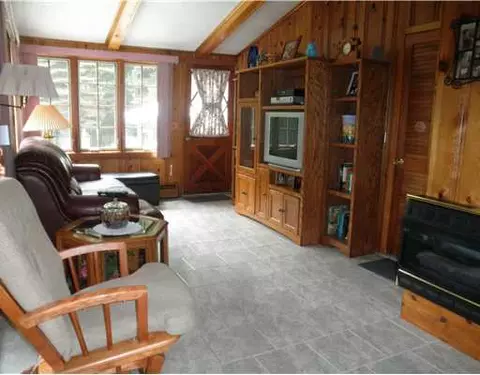 125 Maple St, Coventry, RI 02816 photo 6