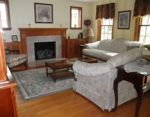 125 Maple St, Coventry, RI 02816 photo 9