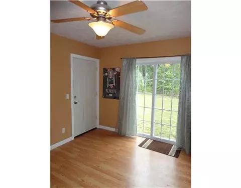 95 Dedham Rd, Warwick, RI 02888 photo 12