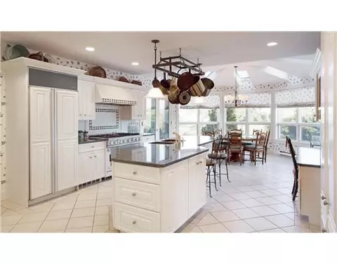 9 Manatuck Ave, Westerly, RI 02891 photo 6