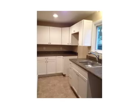 73 John St, Westerly, RI 02891 photo 5
