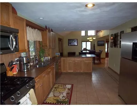 87 Dory Rd, Warwick, RI 02886 photo 8