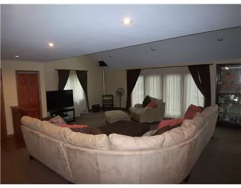 87 Dory Rd, Warwick, RI 02886 photo 11