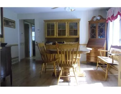 198 Macarthur Rd, Woonsocket, RI 02895 photo 7