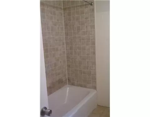 51 Haswill St, Warwick, RI 02889 photo 8