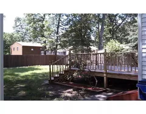 51 Haswill St, Warwick, RI 02889 photo 3