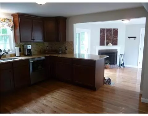 67 Maple St, Coventry, RI 02816 photo 5
