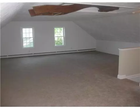 329 Main St, Warren, RI 02885 photo 10