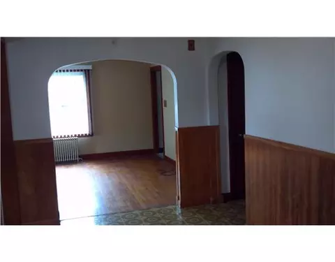 134 Glendale Ave, Woonsocket, RI 02895 photo 5