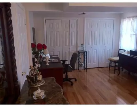 63 Harvard Ave, Warwick, RI 02889 photo 8