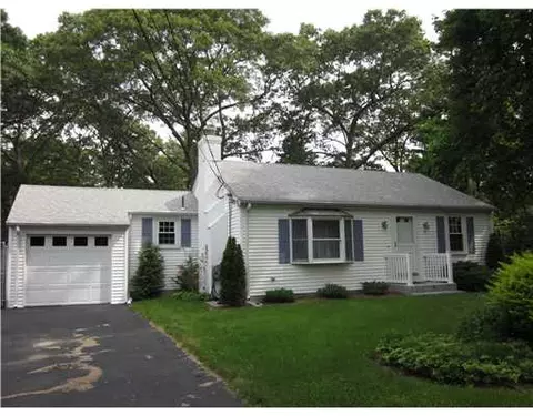 5 Amanda Ct, Warwick, RI 02889 photo 1