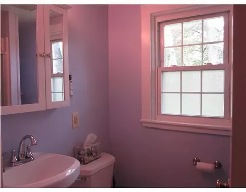 5 Amanda Ct, Warwick, RI 02889 photo 10