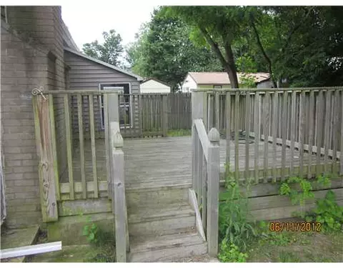 253 Bellman Ave, Warwick, RI 02889 photo 9