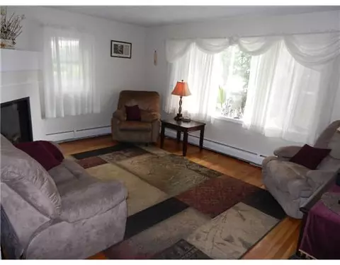 14 Lloyd Dr, Coventry, RI 02816 photo 6