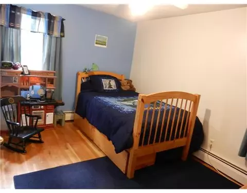 14 Lloyd Dr, Coventry, RI 02816 photo 4