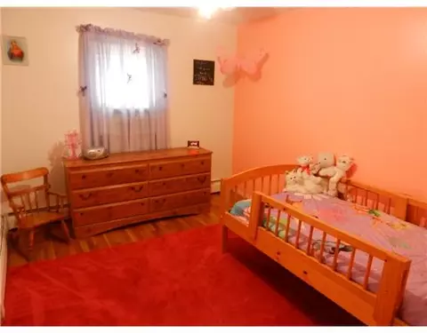 14 Lloyd Dr, Coventry, RI 02816 photo 5