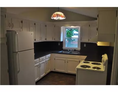 19 Barbara Rd, Glocester, RI 02814 photo 4