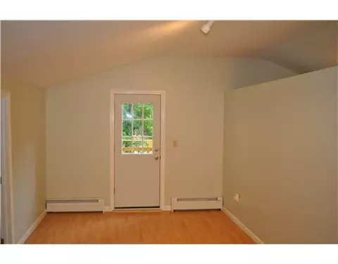 19 Barbara Rd, Glocester, RI 02814 photo 6