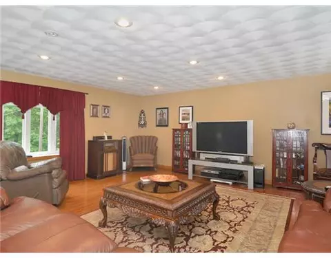 103 Eagle Dr, Hope, RI 02831 photo 14