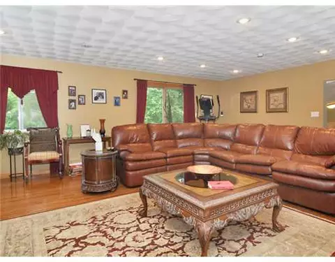 103 Eagle Dr, Hope, RI 02831 photo 13