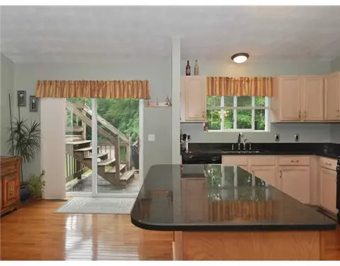 103 Eagle Dr, Hope, RI 02831 photo 18