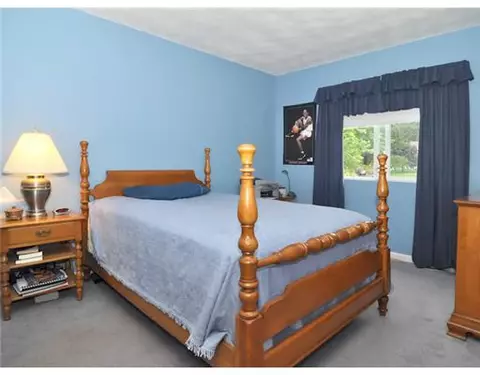 103 Eagle Dr, Hope, RI 02831 photo 11