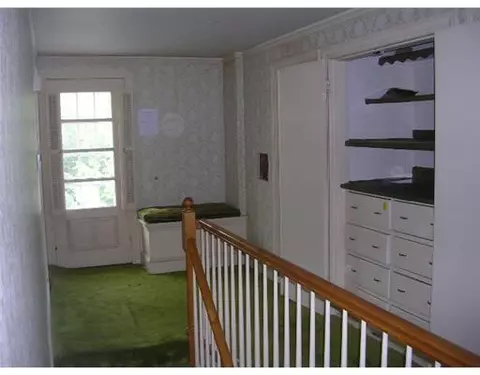 147 Glen Rd, Woonsocket, RI 02895 photo 12